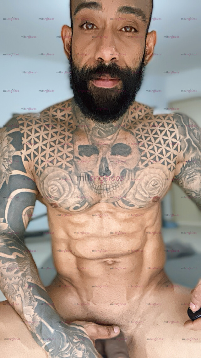 FOTOS DE DISPONIBLE LAS 24 HORAS COLOMBIANO DOTADO FITNES