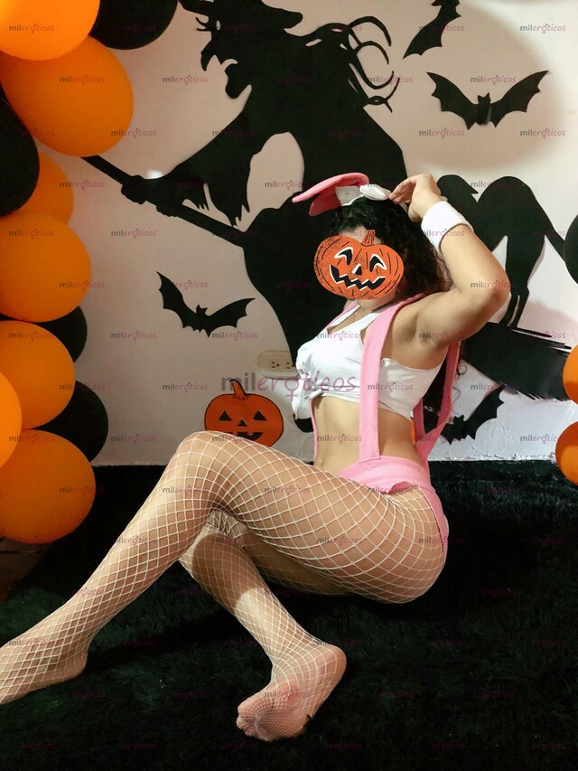 FOTOS DE PARA ESTE HALLOWEEN LLEGÓ TU CONEJITA JUGUETONA MI AMOR
