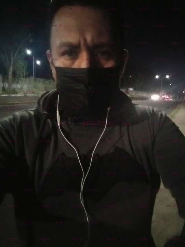 FOTOS DE CESAR... EMPEZANDO EN ESTE AMBIENTE! LISTO PARA COMPLACERTE