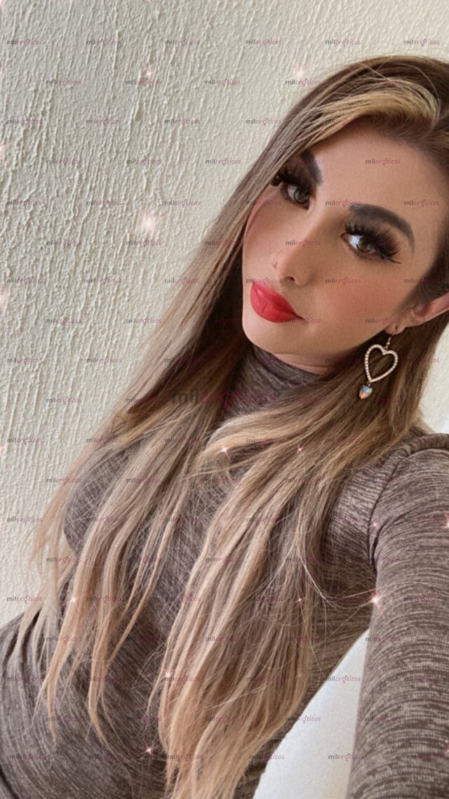 FOTOS DE SÚPER FEMENINA INTERACTIVA LLENA DE LECHE 100% FUNCIONAL