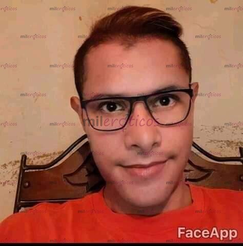 FOTOS DE COMPLACIENTE AGUANTADOR VERSATIL ALEGRE Y DIVERTIDO.