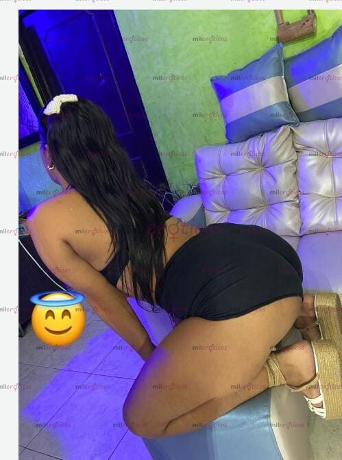 FOTOS DE LUNA SCORT TETONA Y CADERONA CON CUERPO DE INFARTO Y ROSTRO ANGELICAL