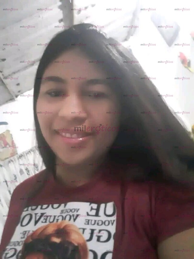 FOTOS DE NUEVA CHICA CON GANAS DE PASARLA RICO JOVEN 20 AÑOS