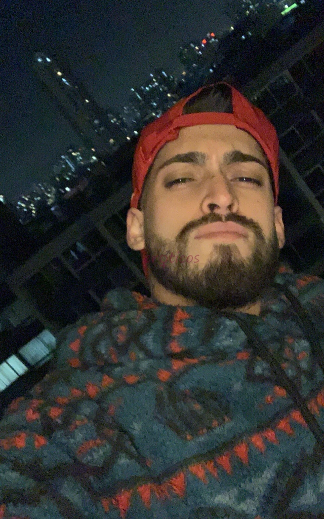 Hola mi nombre es james chico de 23 anos disponible para el mejor sexo venta de contenido masaje erotico y relajantes morbos trios fetiches y videos l...