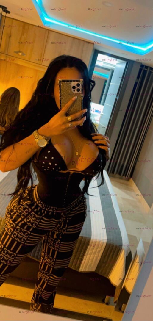 FOTOS DE HERMOSA MODELO ARDIENTE SENSUAL TODA UNA DIOSA