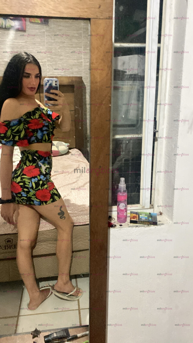 FOTOS DE DELGADA , ALTA Y CALIENTE DISPUESTA A DARTE TODO