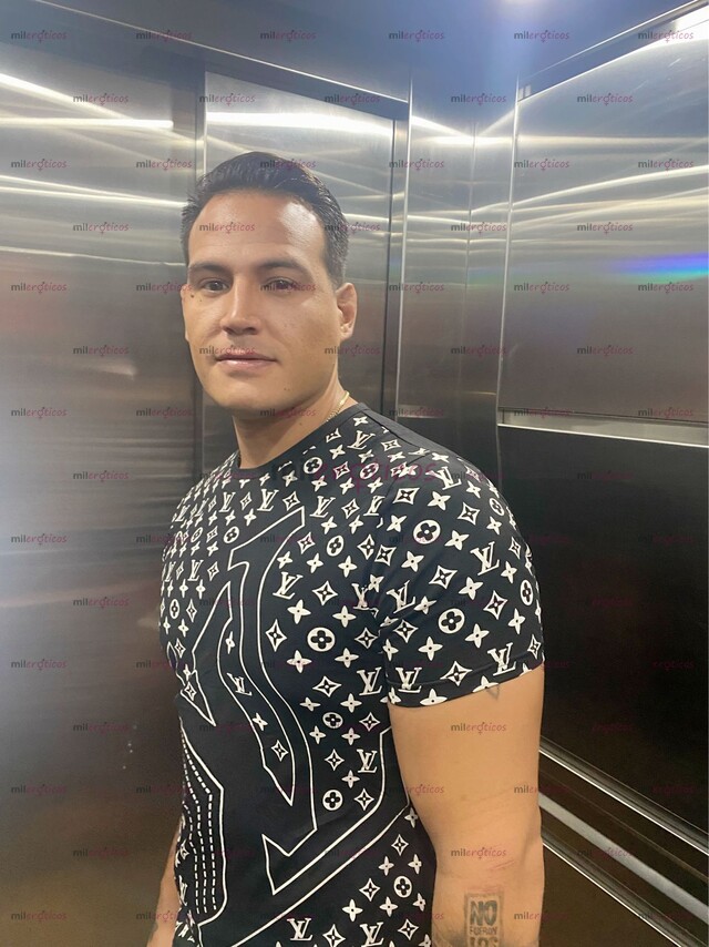 FOTOS DE DIEGO VERGON LECHERO LISTO PARA CONPLACERTE APARTAMENTO PRIVADO