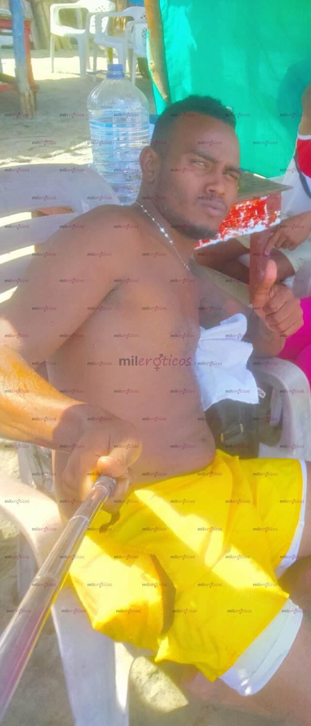 FOTOS DE NEGRO VERGON 22 CM DE UN MACHO DOMINANTE WHATSAPP3016975038