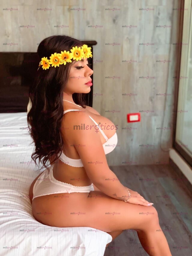 FOTOS DE ESTOY LISTA PARA TI PAPI, DISFRUTA DE MI RICA COMPAÑÍA....