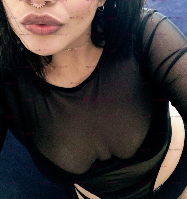 FOTOS DE SIEMPRE TERMINARÁS EMPAPADO CON EMILY EL CHAT ES 100% SATISFACTORIO