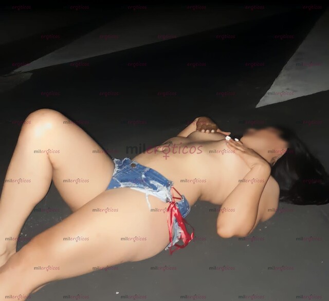 FOTOS DE HERMOSA Y ENCANTADORA, NIÑA DE 24 AÑITOS VIVES EL MEJOR MOMENTO.