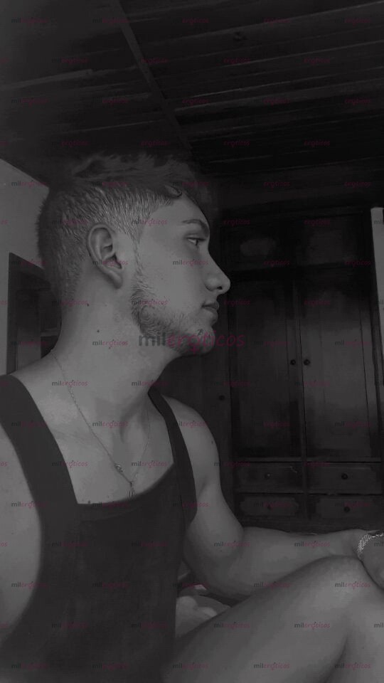 FOTOS DE VERSÁTIL BIEN COMPLACIENTE ESCORT GAY PASTO