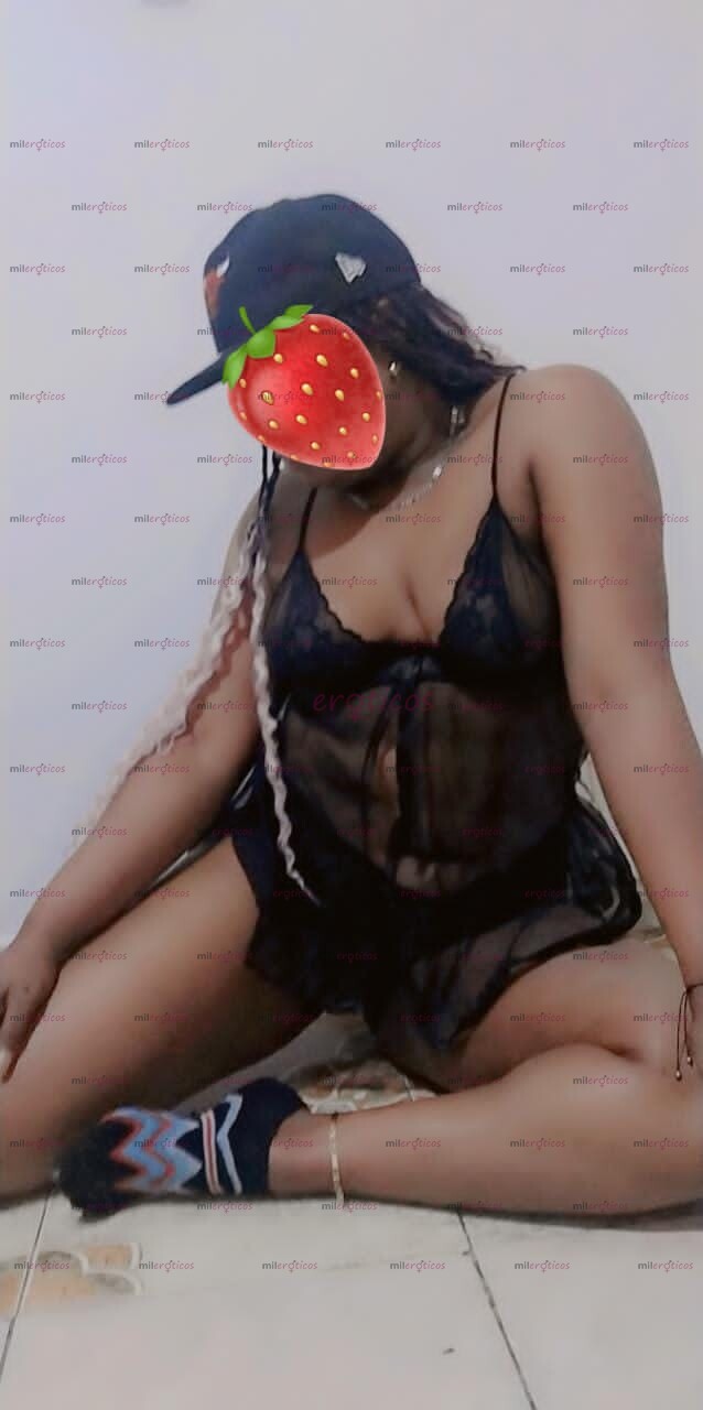 FOTOS DE SERVICIO DE LUJO CON HERMOSA MORENA SUPER COMPLACIENTE Y SUMISA SOLO DOMICILIOS