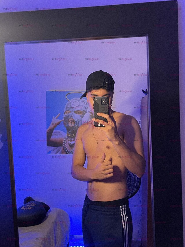 FOTOS DE JOVEN EXÓTICO DISCRETO VARONIL INTELECTUAL