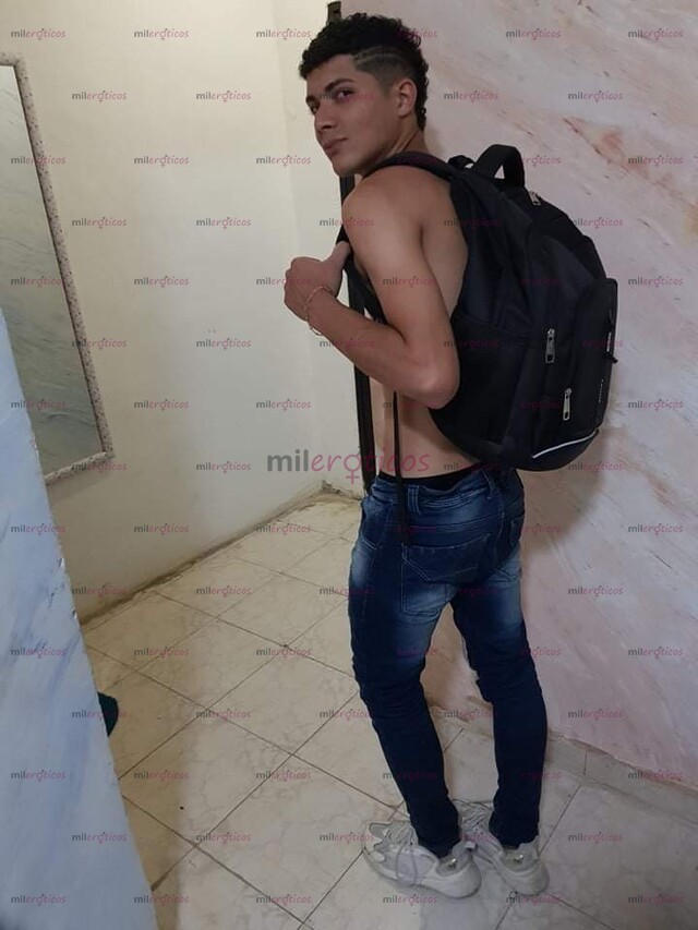 FOTOS DE CHUPO CULO FOLLO DURO EN VARIAS POSICIONES Y DOY LECHE