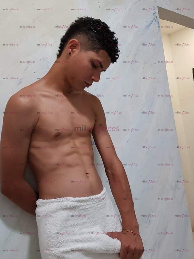 FOTOS DE CHUPO CULO FOLLO DURO EN VARIAS POSICIONES Y DOY LECHE