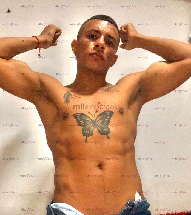 FOTOS DE MACHO MORENO ARRECHO CON GANAS DE CULEAR MASAJISTA PROFESIONAL