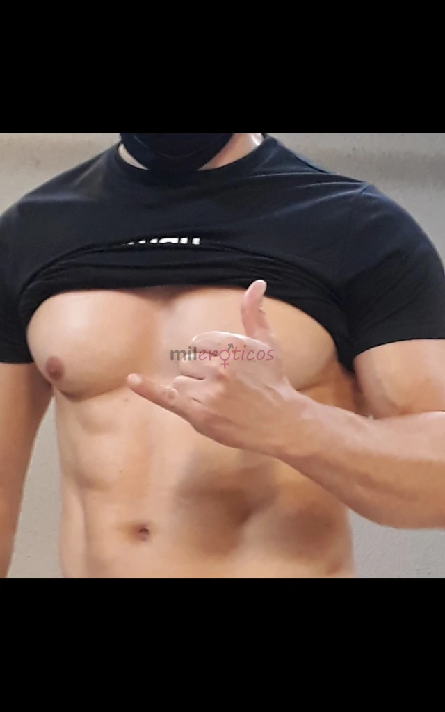 Curta temporada em salvador ola me chamo caio sou acompanhante masculino e massoterapeuta macho baiano dotado 21 cm grosso sarado 1 70 altura 80 kilos...
