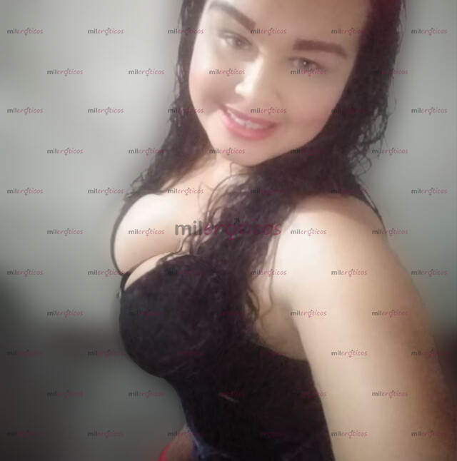 FOTOS DE STEFANI EN TU CUIDAD LISTA PARA COMPLACERTE ... NO RELOJERA SUMISA A TU FETICHE