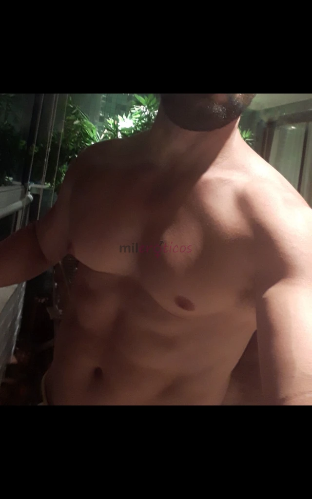 Curta temporada em salvador ola me chamo caio sou acompanhante masculino e massoterapeuta macho baiano dotado 21 cm grosso sarado 1 70 altura 80 kilos...