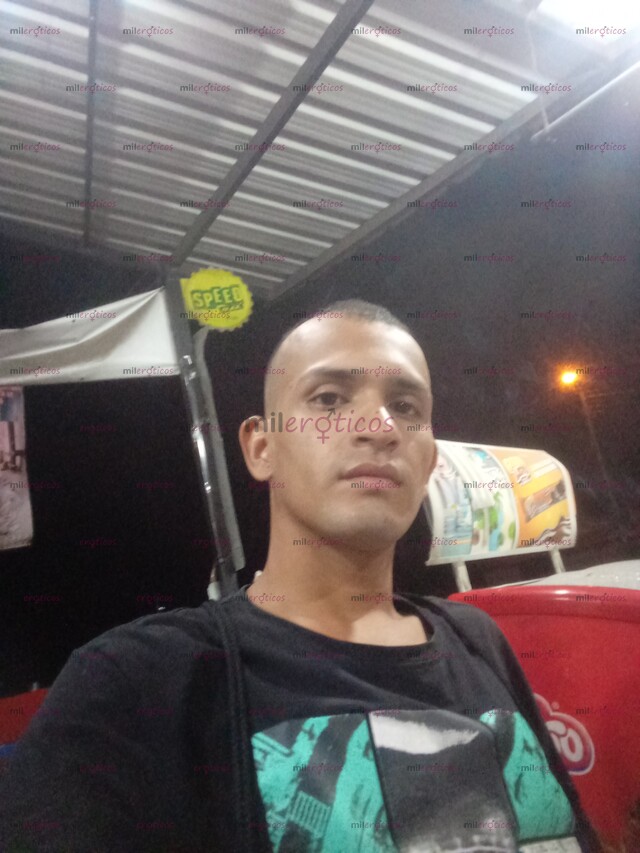 FOTOS DE ESTEBAN 24 AÑOS SOLO PARA GENTE SERIA SOLVENTES QUIEN SE DEJA ESCUPIR?