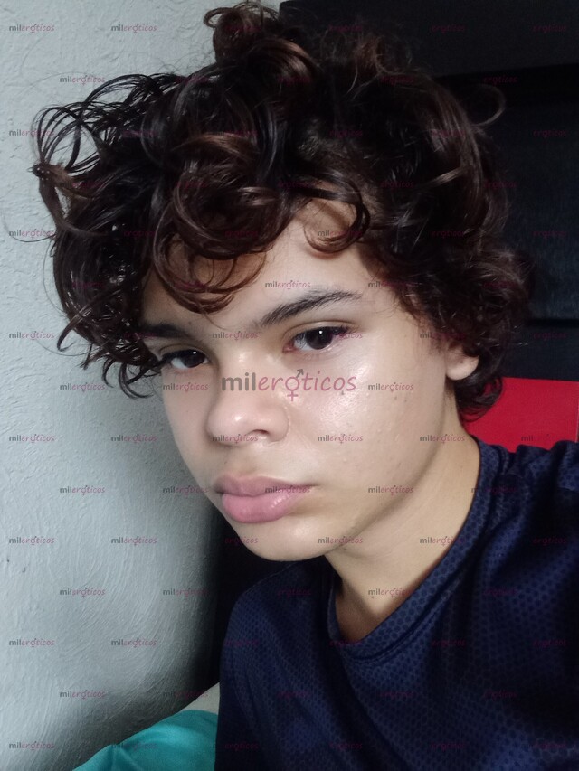 FOTOS DE PONME EN CUATRO Y HAZME TUYA. SOY COMPLACIENTE Y CALIENTE