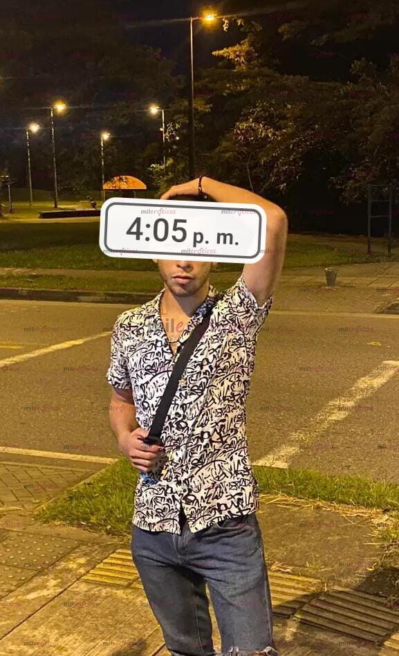 FOTOS DE CHICO TRAVIESO VERSÁTIL ACTIVO 20 CM EN TU CIUDAD