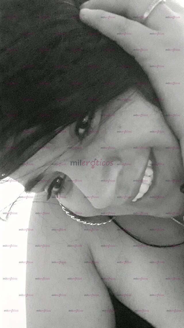 FOTOS DE HERMOSA JOVEN DISPONIBLE PARA DOMICILIO EN BOGOTA