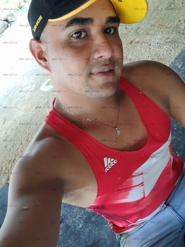 FOTOS DE HOLA MI NOMBRE ES IVAN MORENITO RICO COMPLACIENTE EN TODO