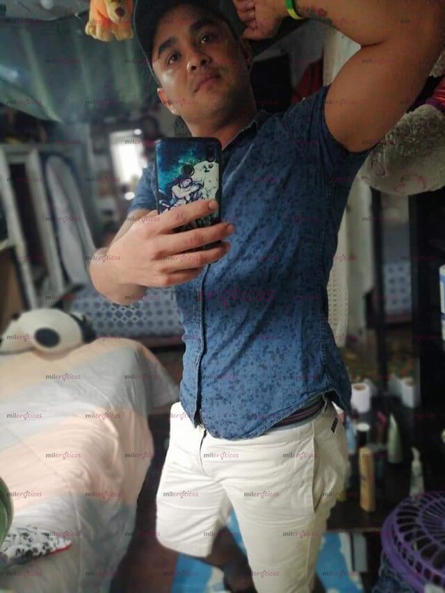 FOTOS DE HOLA MI NOMBRE ES IVAN MORENITO RICO COMPLACIENTE EN TODO