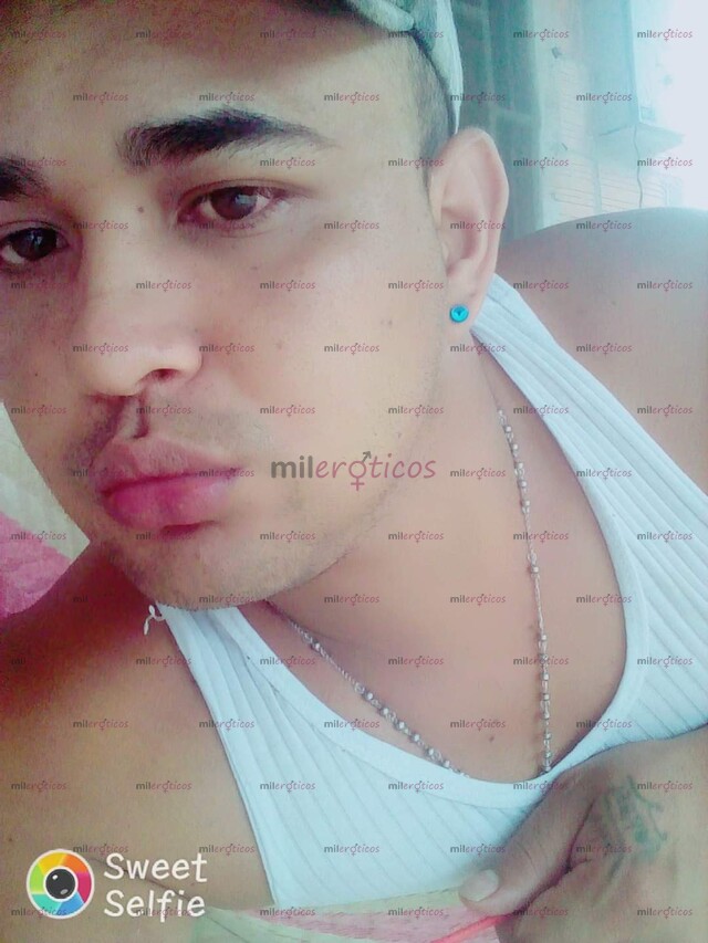 FOTOS DE HOLA MI NOMBRE ES IVAN MORENITO RICO COMPLACIENTE EN TODO