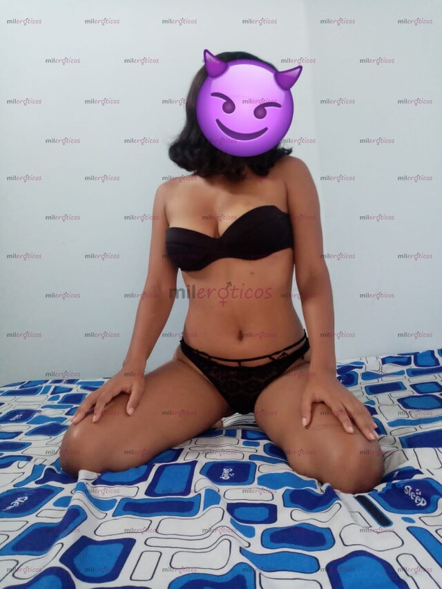 FOTOS DE HOLA MIS AMORES SOY KARLA UNA HERMOSA FLACA NUEVA EN TU CIUDAD