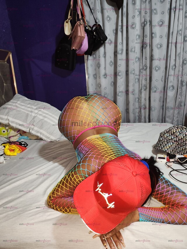 FOTOS DE !!! HERMOSA CHICA SÚPER CALIENTE Y COMPLACIENTE!!!!