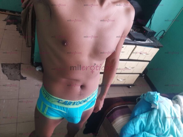 FOTOS DE JOVEN DE 29 AÑOS DISPUESTO A COMPLACERTE...