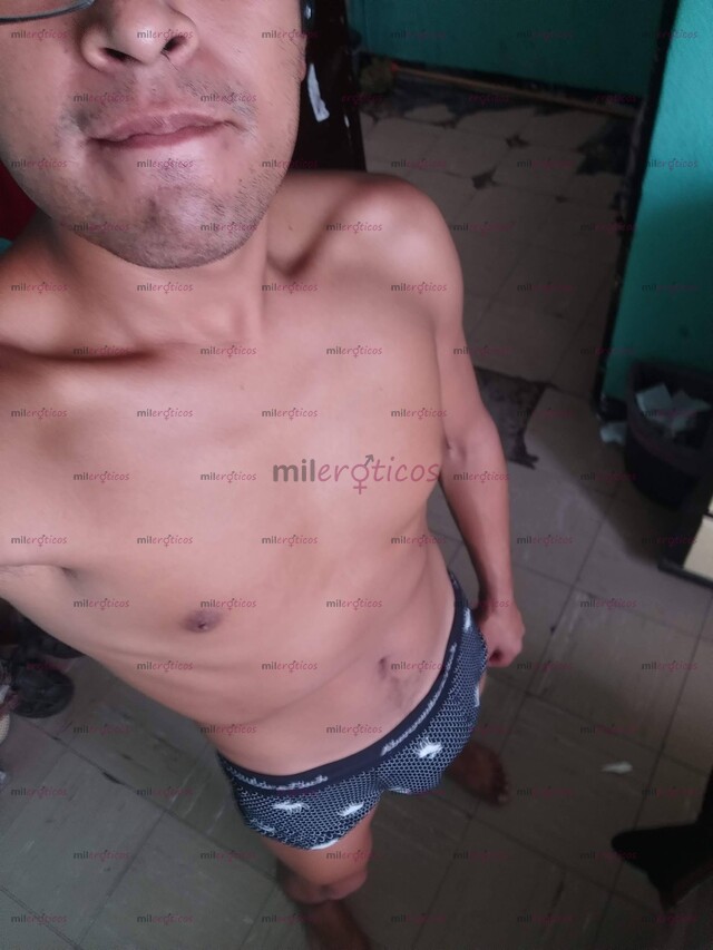 FOTOS DE CHICO INTER CON 19 CM DE VERGA DISPUESTO A COMPLACERTE