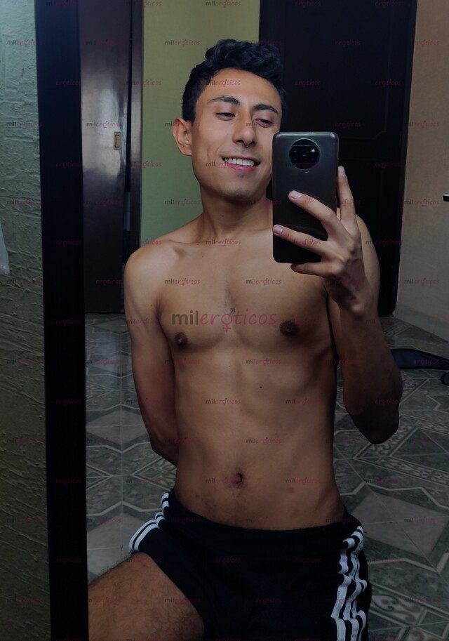 FOTOS DE ÚLTIMO DÍA PARA QUE DISFRUTES DE PASIVO CON CULO RICO