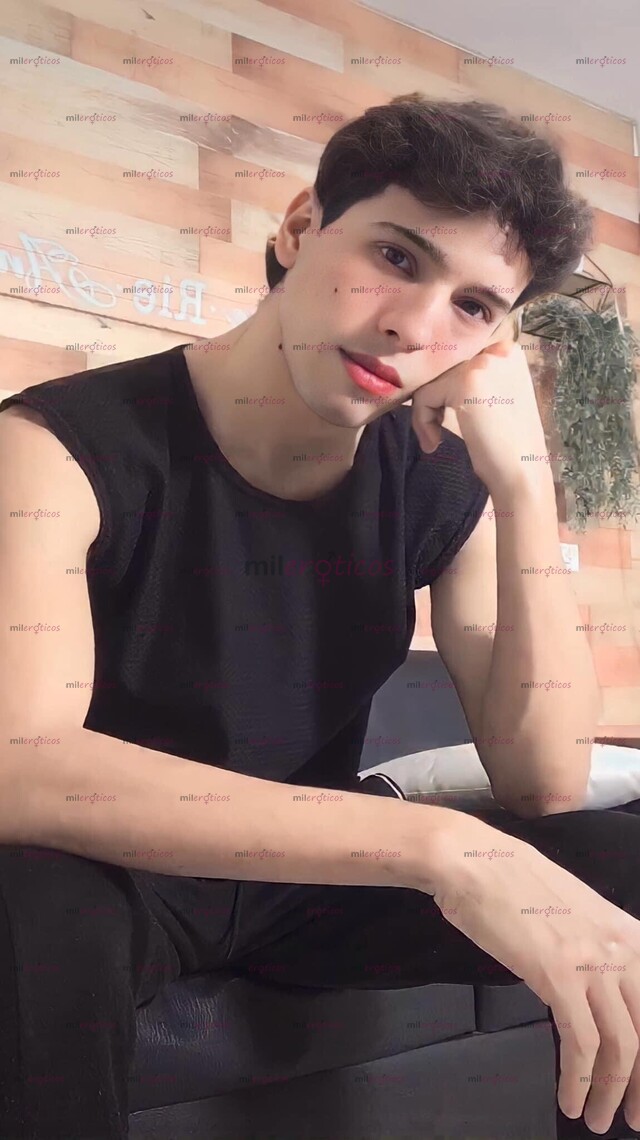 FOTOS DE CHICO PASIVO TWINK DISPUESTO A COMPLACERTE