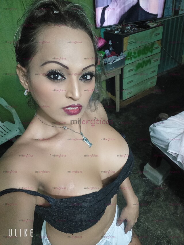 FOTOS DE ANDREA BELLA Y FOGOSA TRANSEXUAL DIOSA DEL ORAL