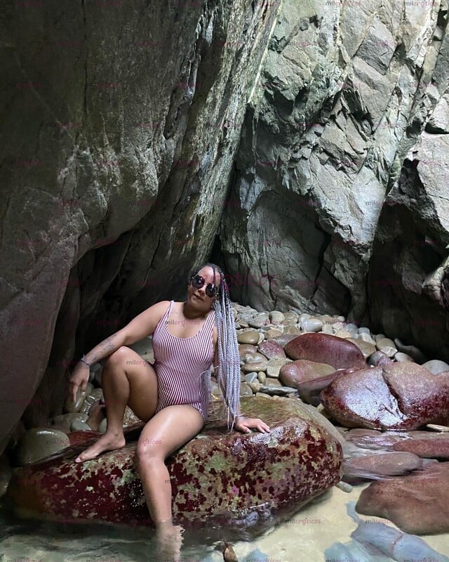 FOTOS DE PRISCILA NENA NALGONCITA CARIÑOSA SEXI Y MUY CACHONDA DISPONIBLE CON PROMOCIÓN