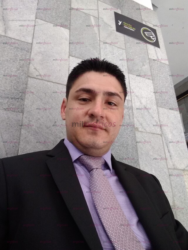 FOTOS DE ATRACTIVO Y ARDIENTE DISPUESTO A COMPLACERTE