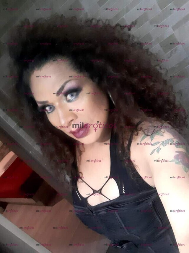 FOTOS DE ¡OJO! VERGUDA Y EXELENTE MAMADORA DE VERGA WEVOS Y CULO!