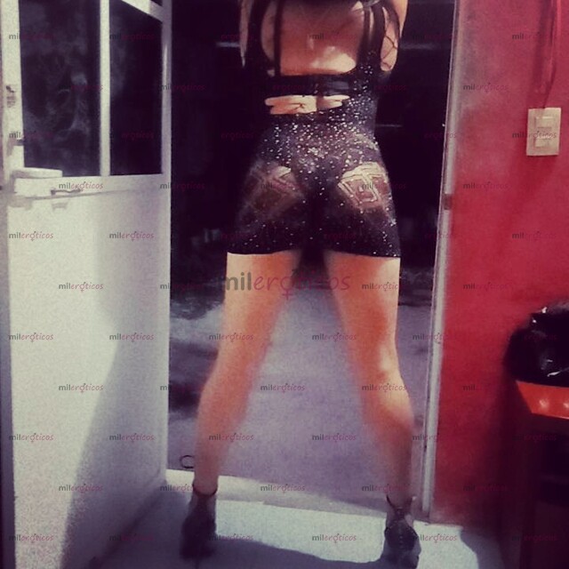 FOTOS DE YOSELIN CON SUCULENTO CARAMELO PARA TI VEN Y PRUEBA LO