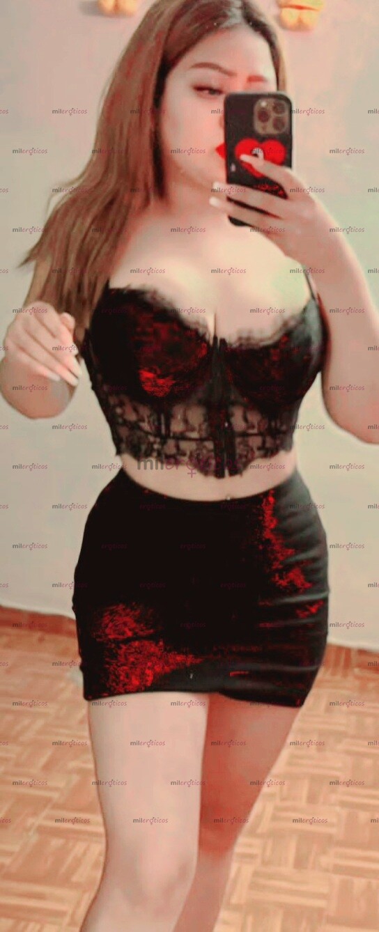 FOTOS DE CHIQUITA CAILIENTE Y CON MUCHAS GANAS DE BANANA!!