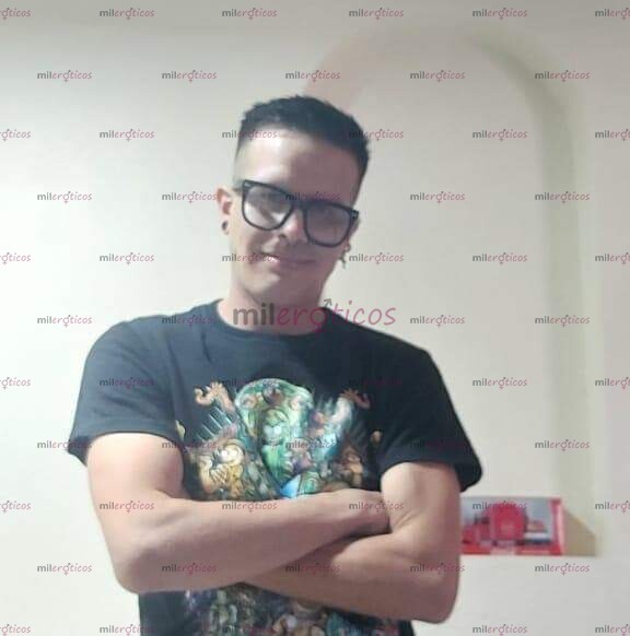 FOTOS DE HETEROSEXUAL 100% MENTE ABIERTA DISPUESTO A COMPLACERLA..