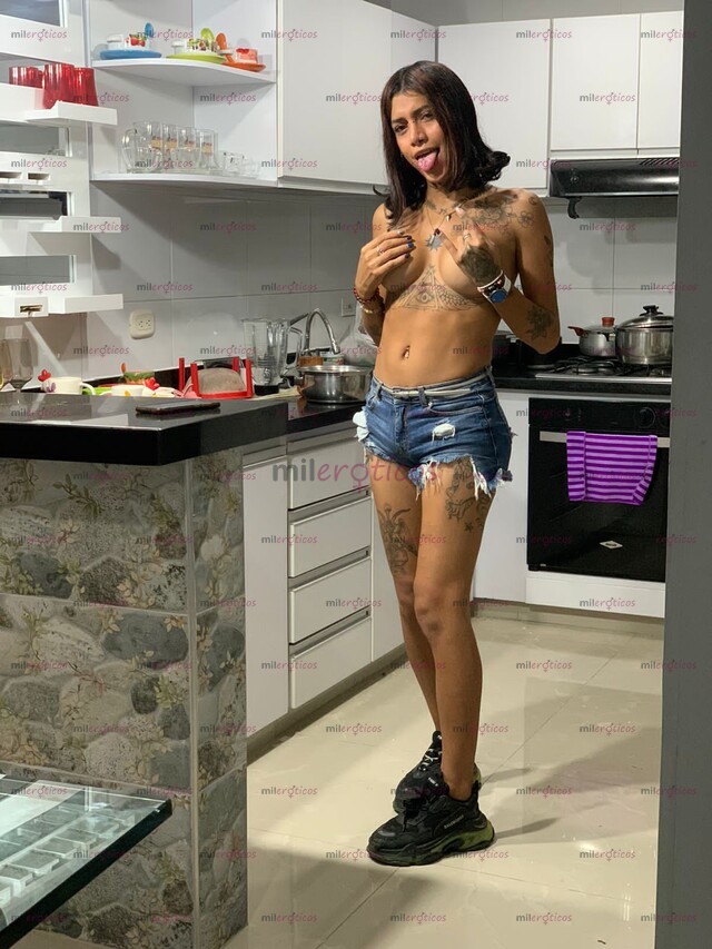 FOTOS DE NENA RECIÉN LLEGADA Y POCOS DÍAS VIP SUPER POLLITA CHUPONA Y EXTROVERTIDA