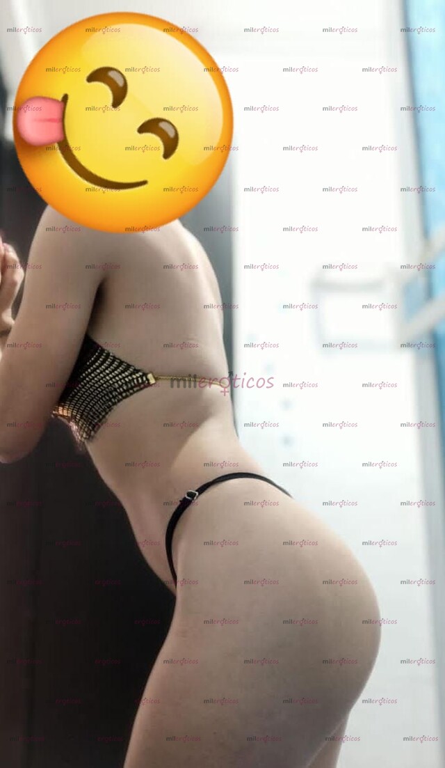 FOTOS DE CHICA HERMOSA FIGURA PERFECTA NATURAL SENOS GRANDES