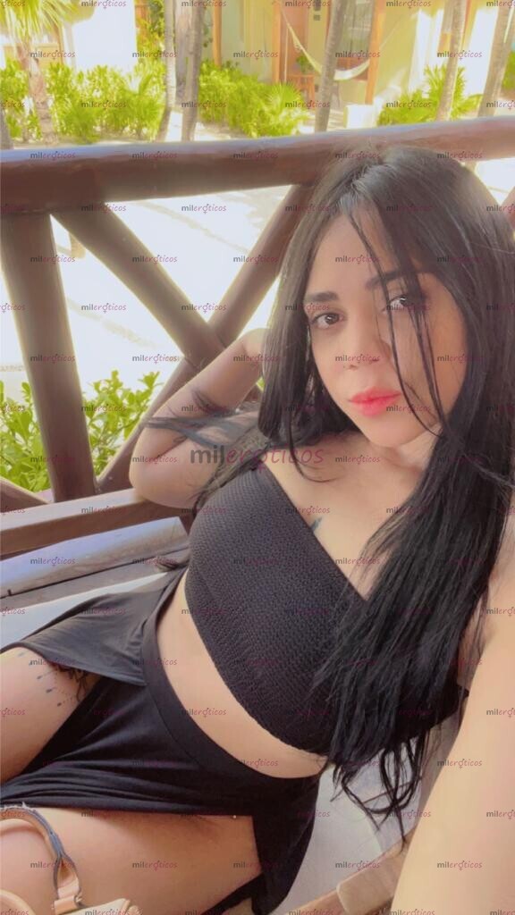 FOTOS DE ORIANA TRAVIESA Y COQUETA QUIERE PORTARSE MAL