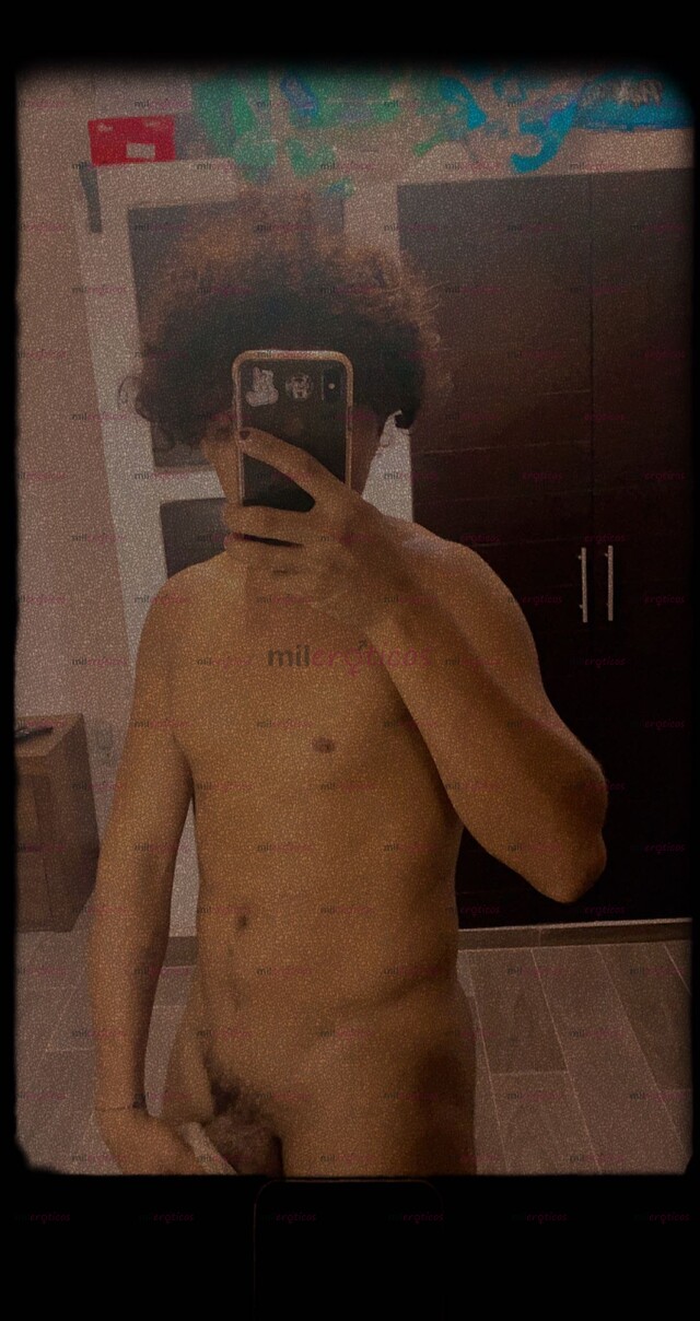 FOTOS DE HOLA SOY YISU CHICO DE 21 AÑOS FULL CALIENTE Y COMPLACIENTE