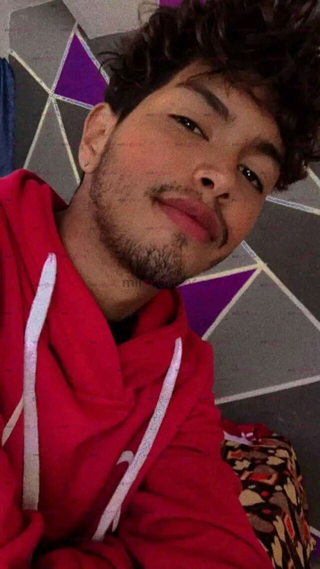 FOTOS DE HOLA ME LLAMO LEONARDO CHICO COMPLACIENTE VERSÁTIL CON BUENA VERGA