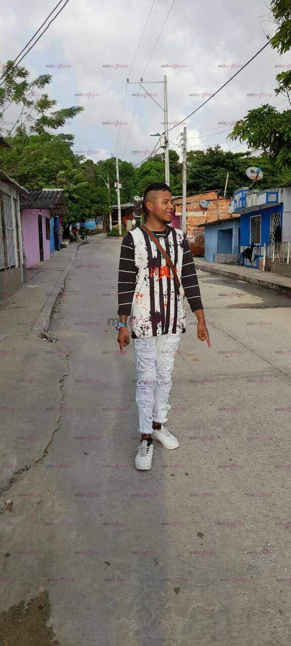 FOTOS DE VEN Y DIFRUTA DE UN BUEN HETERO CON BUENA POLLA PARA TI LLAME CON SITIO